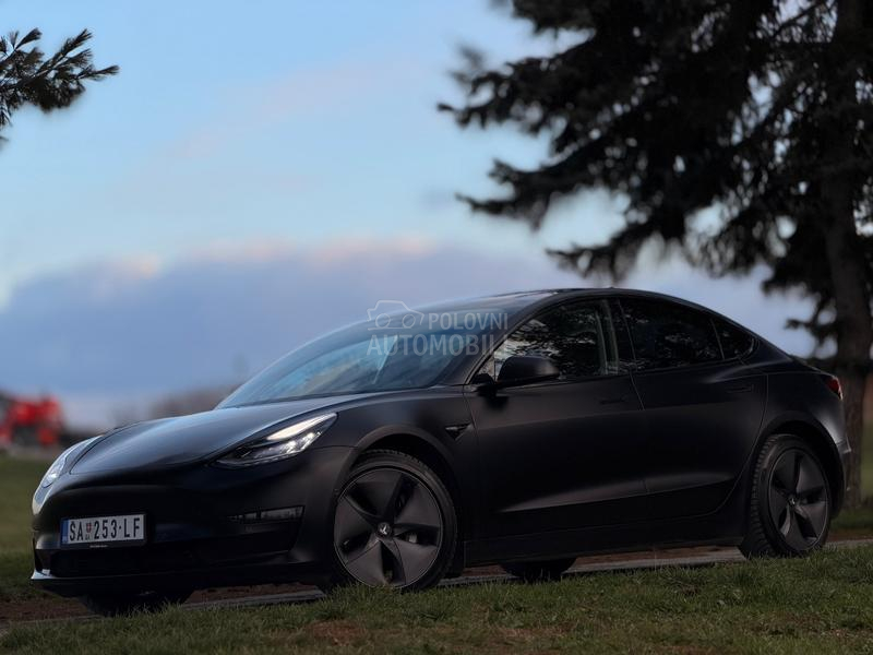 Tesla Model 3 E K S T R A