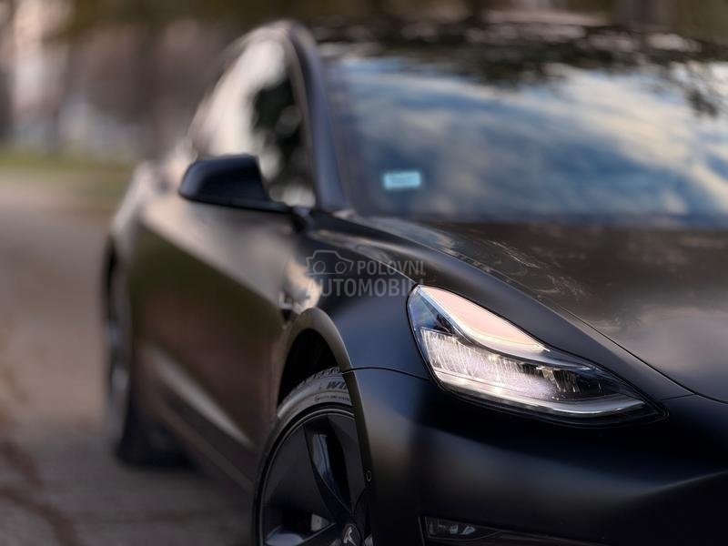 Tesla Model 3 E K S T R A