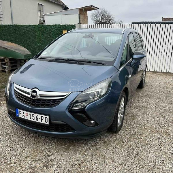 Opel Zafira 
