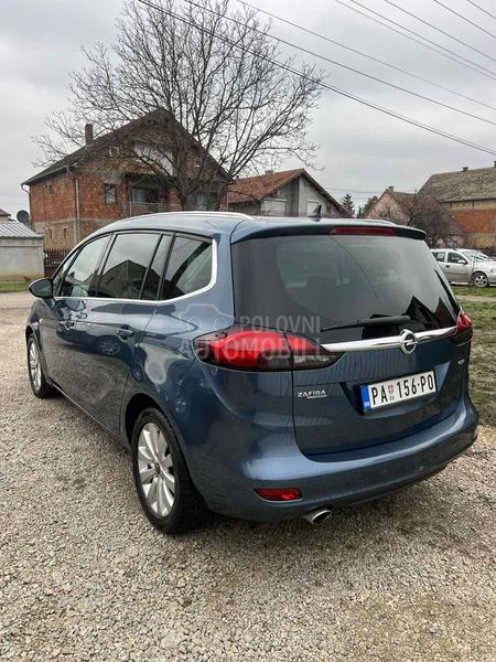 Opel Zafira 
