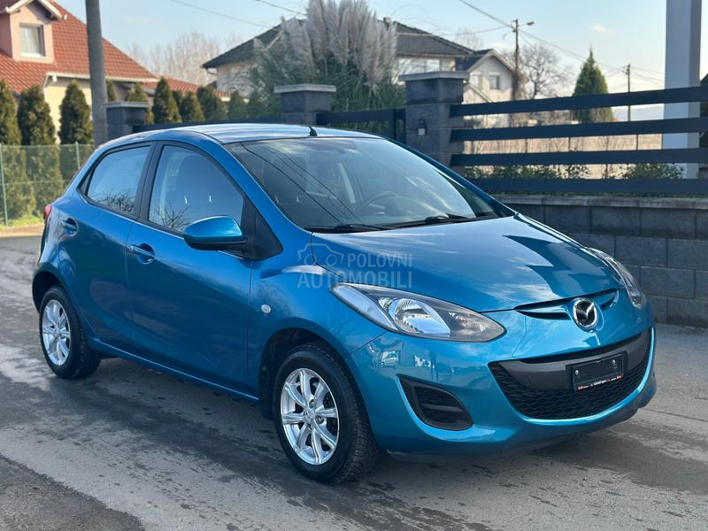 Mazda 2 1.3i Exclusive  CH