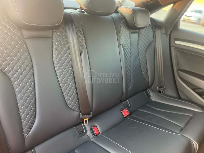 Audi A3 2.0 S line