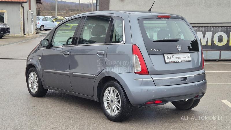 Lancia Musa 1.3 MJTD