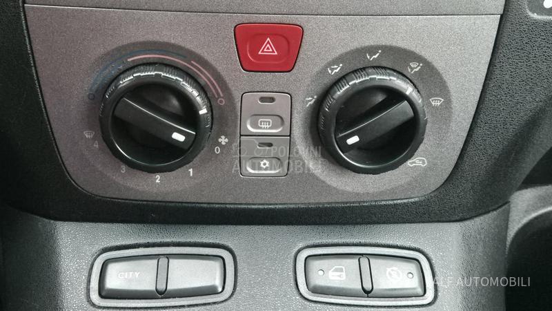 Lancia Musa 1.3 MJTD