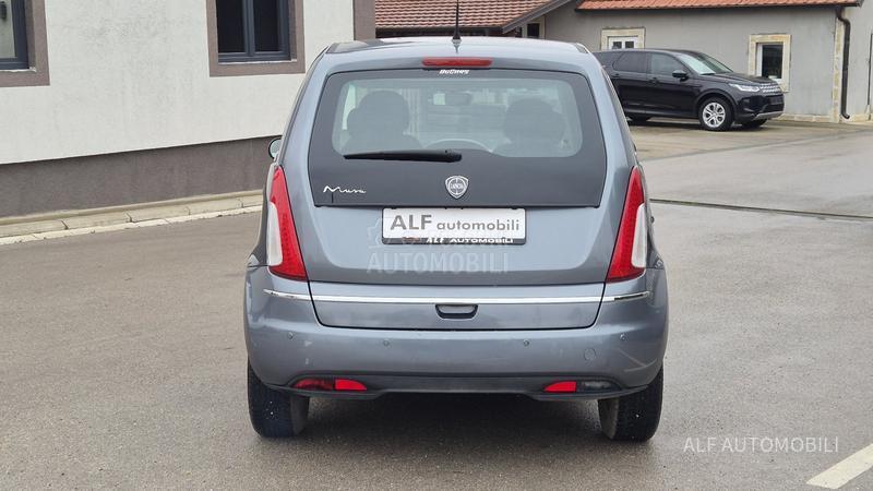 Lancia Musa 1.3 MJTD