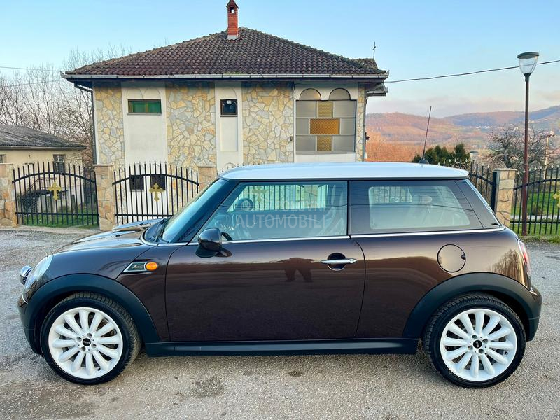 MINI Cooper 