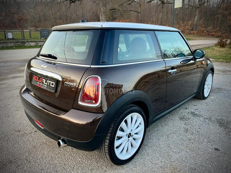 MINI Cooper 
