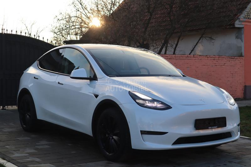 Tesla Model Y Long Range AWD