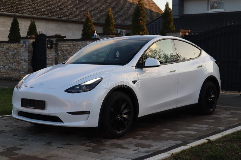 Tesla Model Y Long Range AWD