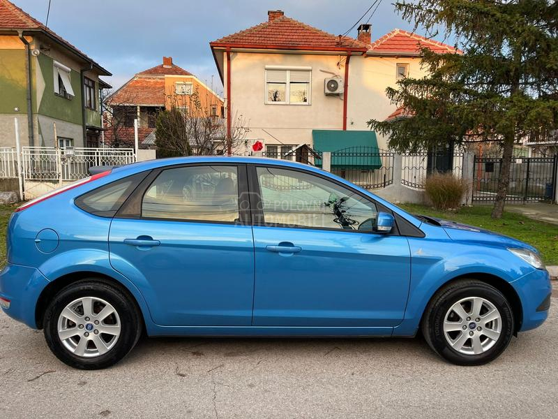 Ford Focus 1.6 16v