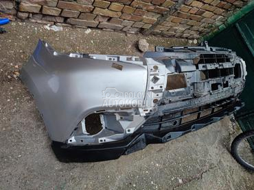 Branik svetlo sivi za Mitsubishi Outlander