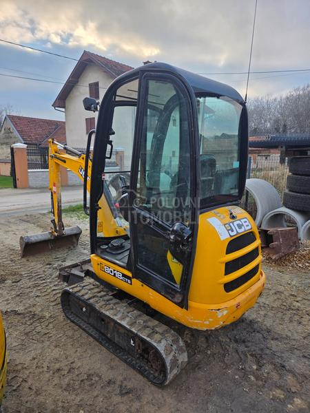 JCB 8018