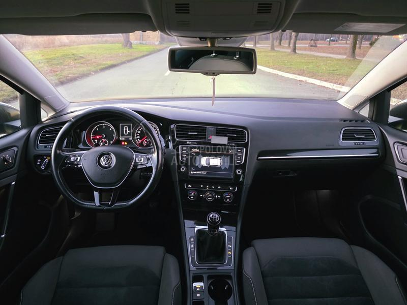 Volkswagen Golf 7 