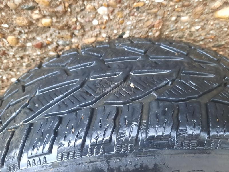 Taurus 215/60 R17 Sve sezone