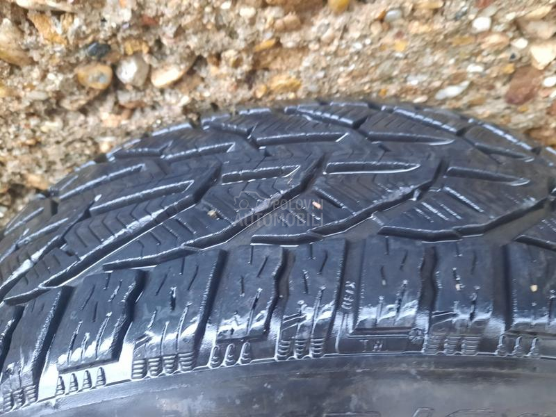 Taurus 215/60 R17 Sve sezone
