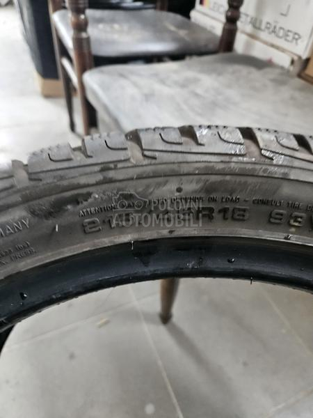 Goodyear 215/40 R18 Zimska