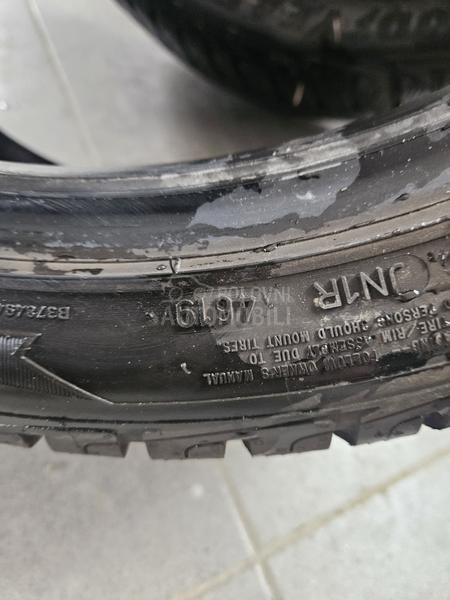 Goodyear 215/40 R18 Zimska