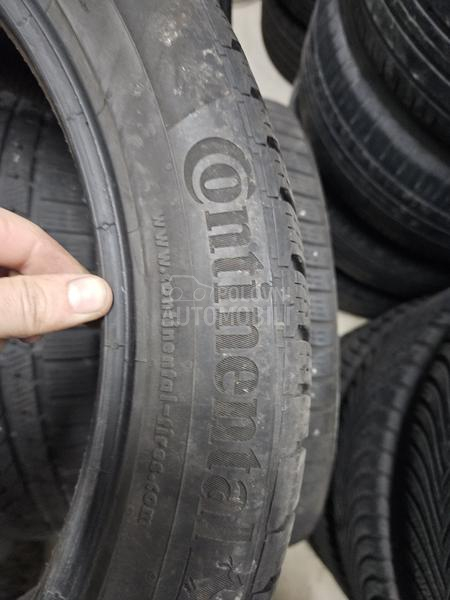 Continental 235/45 R20 Zimska