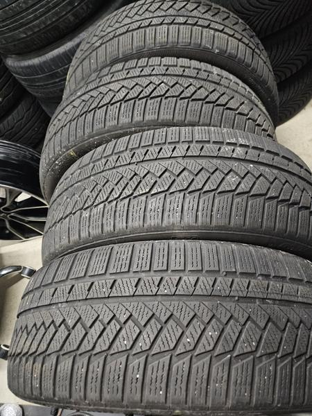 Continental 235/45 R20 Zimska