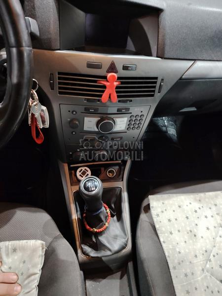 Opel Astra H 1.7cdti