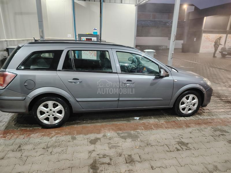 Opel Astra H 1.7cdti