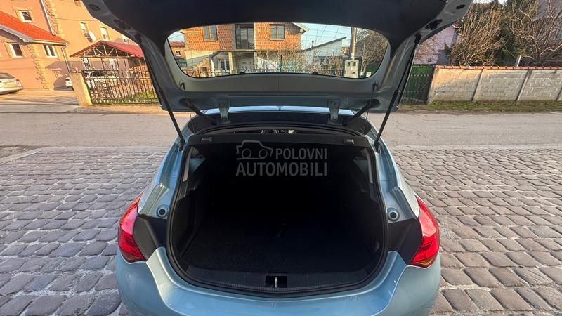 Opel Astra J 1.7 CDTi