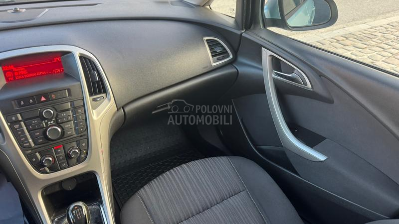 Opel Astra J 1.7 CDTi