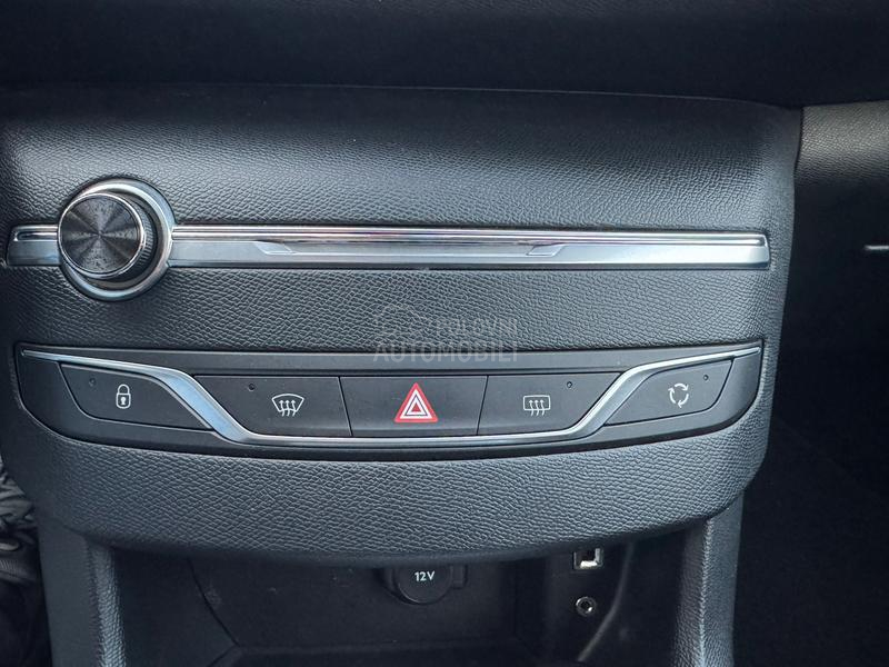 Peugeot 308 LED