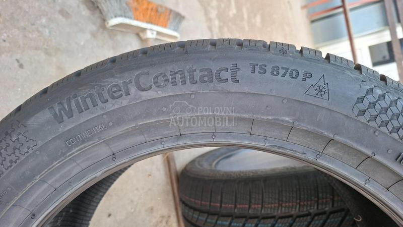 Continental 235/45 R17 Zimska