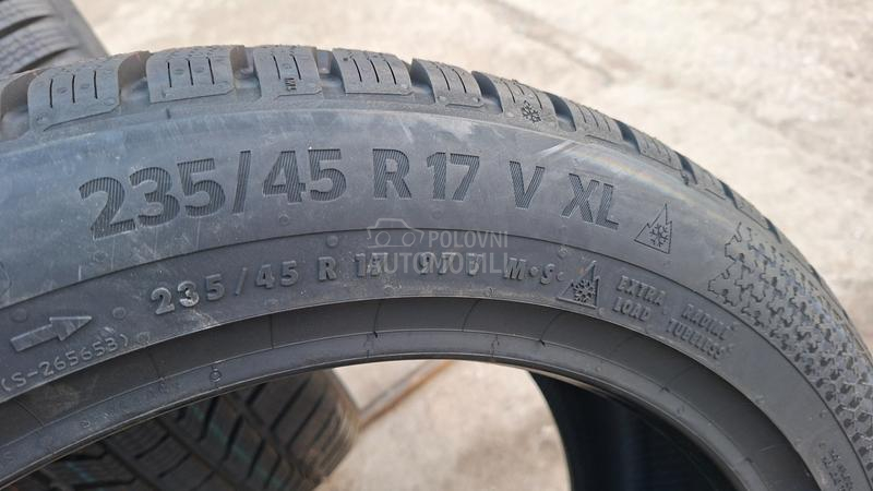 Continental 235/45 R17 Zimska