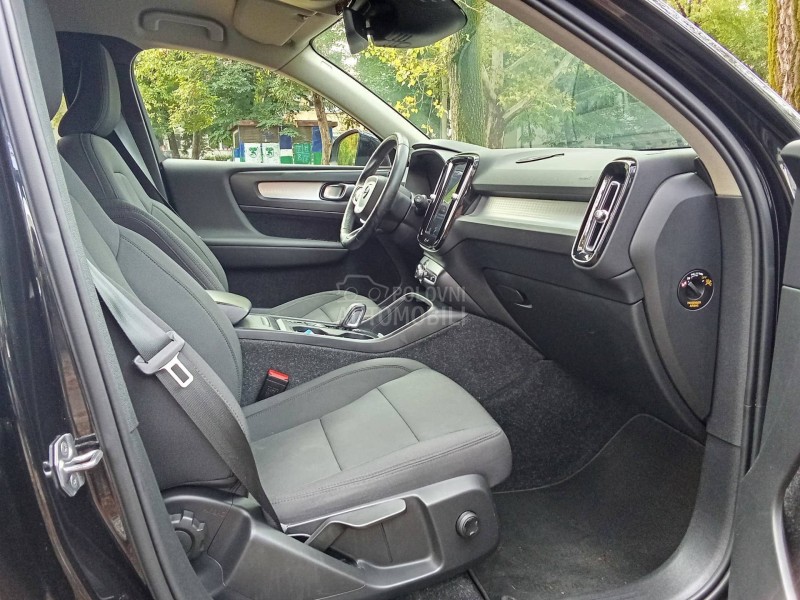 Volvo XC40 2,0D Black edit