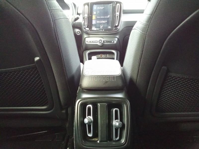 Volvo XC40 2,0D Black edit