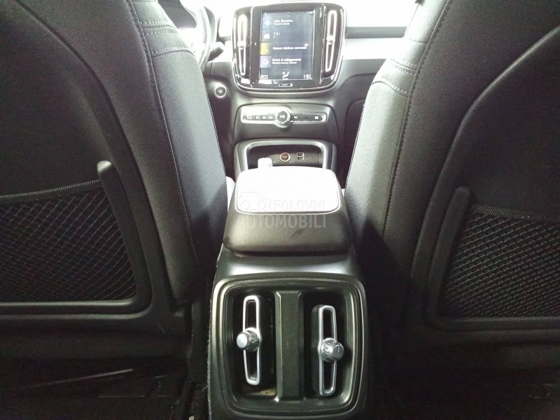 Volvo XC40 2,0D Black edit