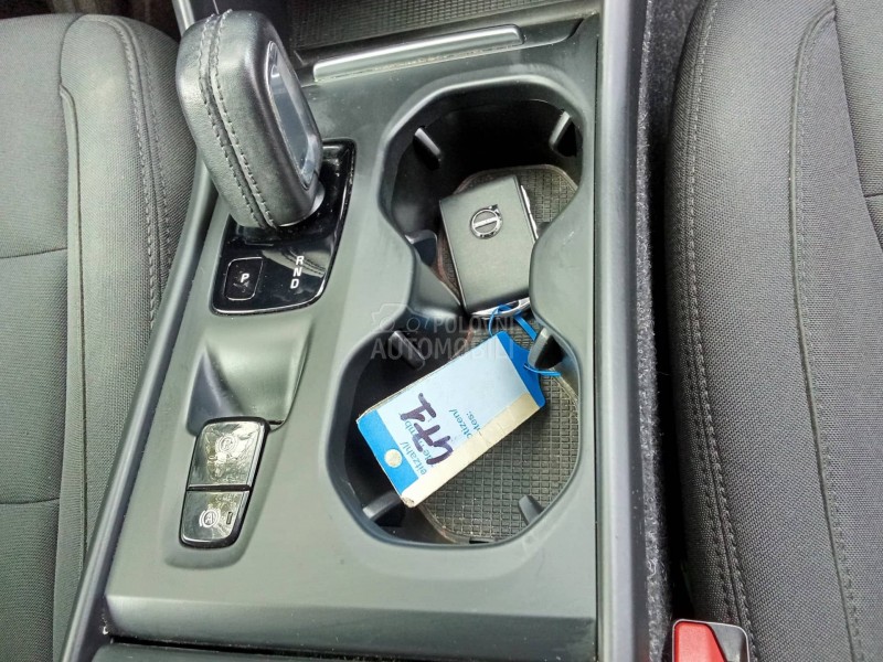 Volvo XC40 2,0D Black edit