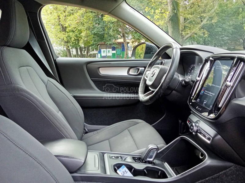 Volvo XC40 2,0D Black edit