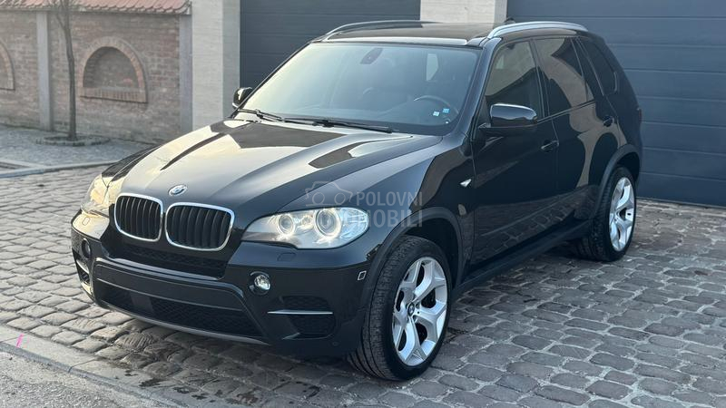 BMW X5 3.0d 7-SEDiSTA