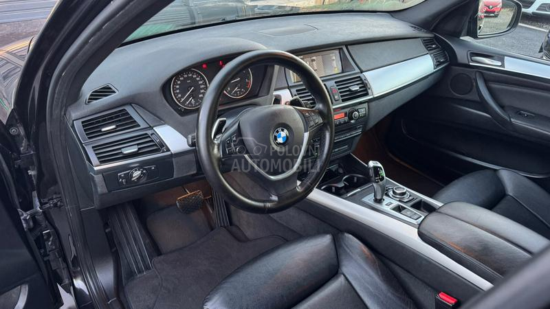 BMW X5 3.0d 7-SEDiSTA