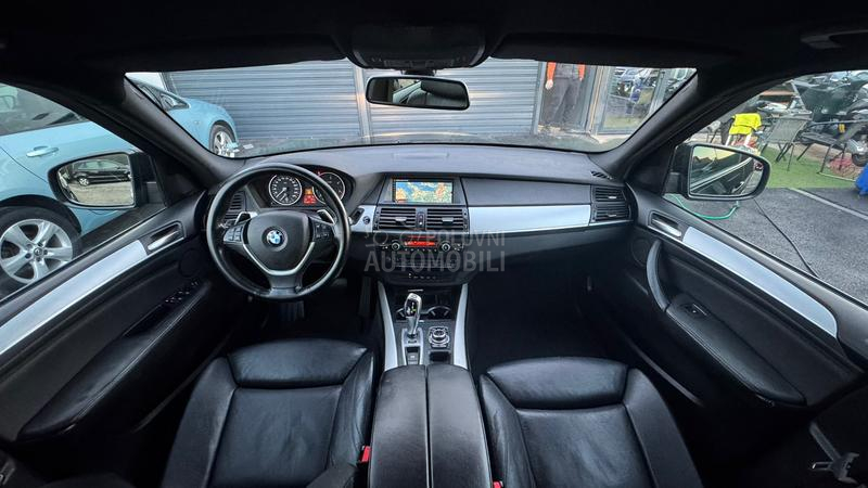 BMW X5 3.0d 7-SEDiSTA