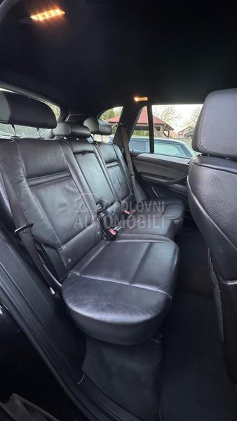 BMW X5 3.0d 7-SEDiSTA