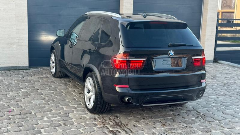 BMW X5 3.0d 7-SEDiSTA