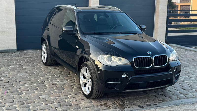 BMW X5 3.0d 7-SEDiSTA
