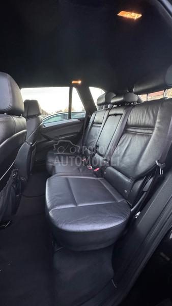 BMW X5 3.0d 7-SEDiSTA