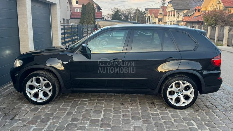 BMW X5 3.0d 7-SEDiSTA