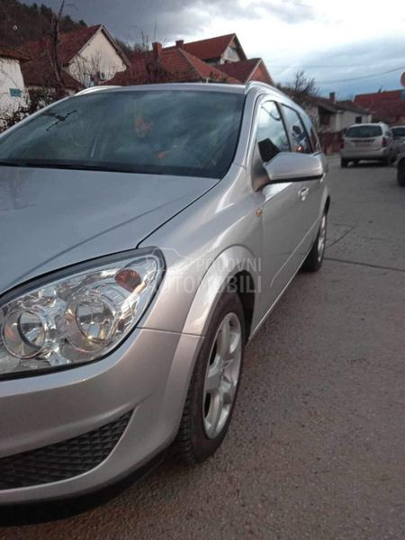 Opel Astra H 