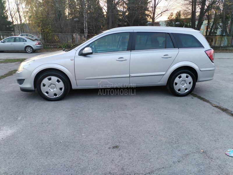 Opel Astra H 