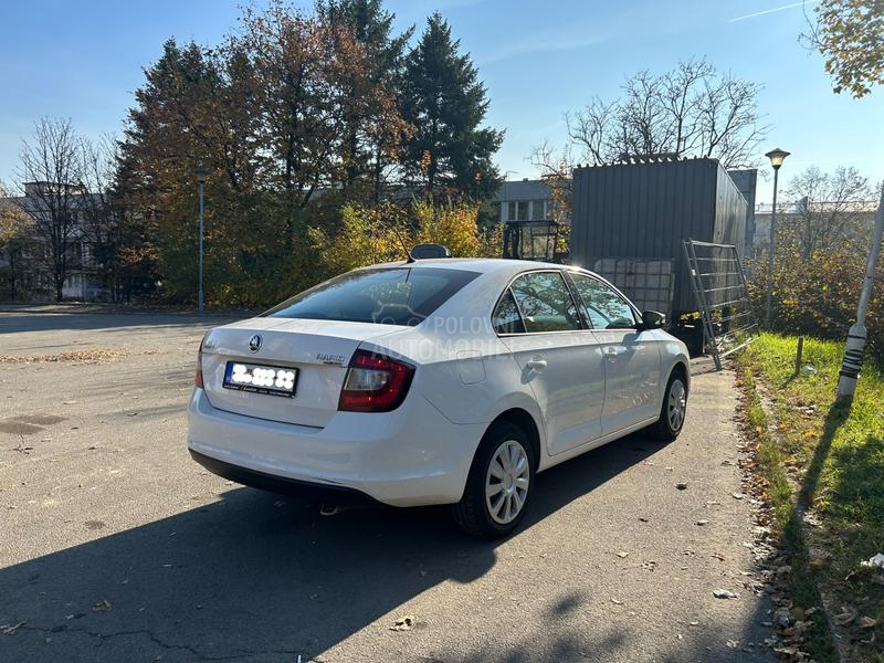Škoda Rapid 