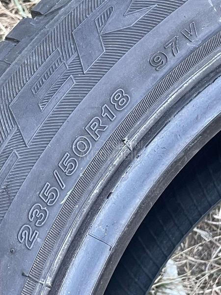 Bridgestone 235/50 R18 Letnja
