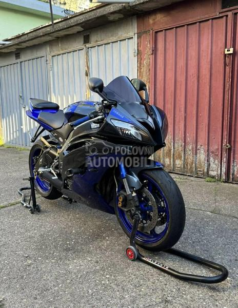 Yamaha r6