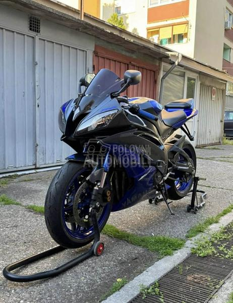 Yamaha r6