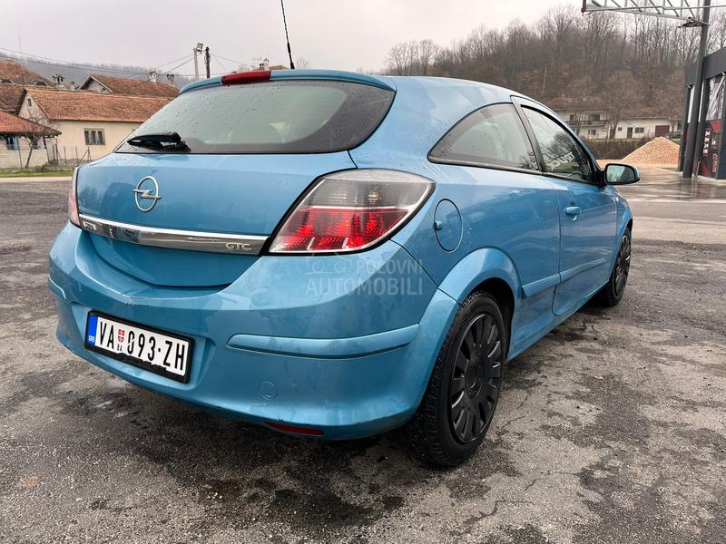 Opel Astra H 
